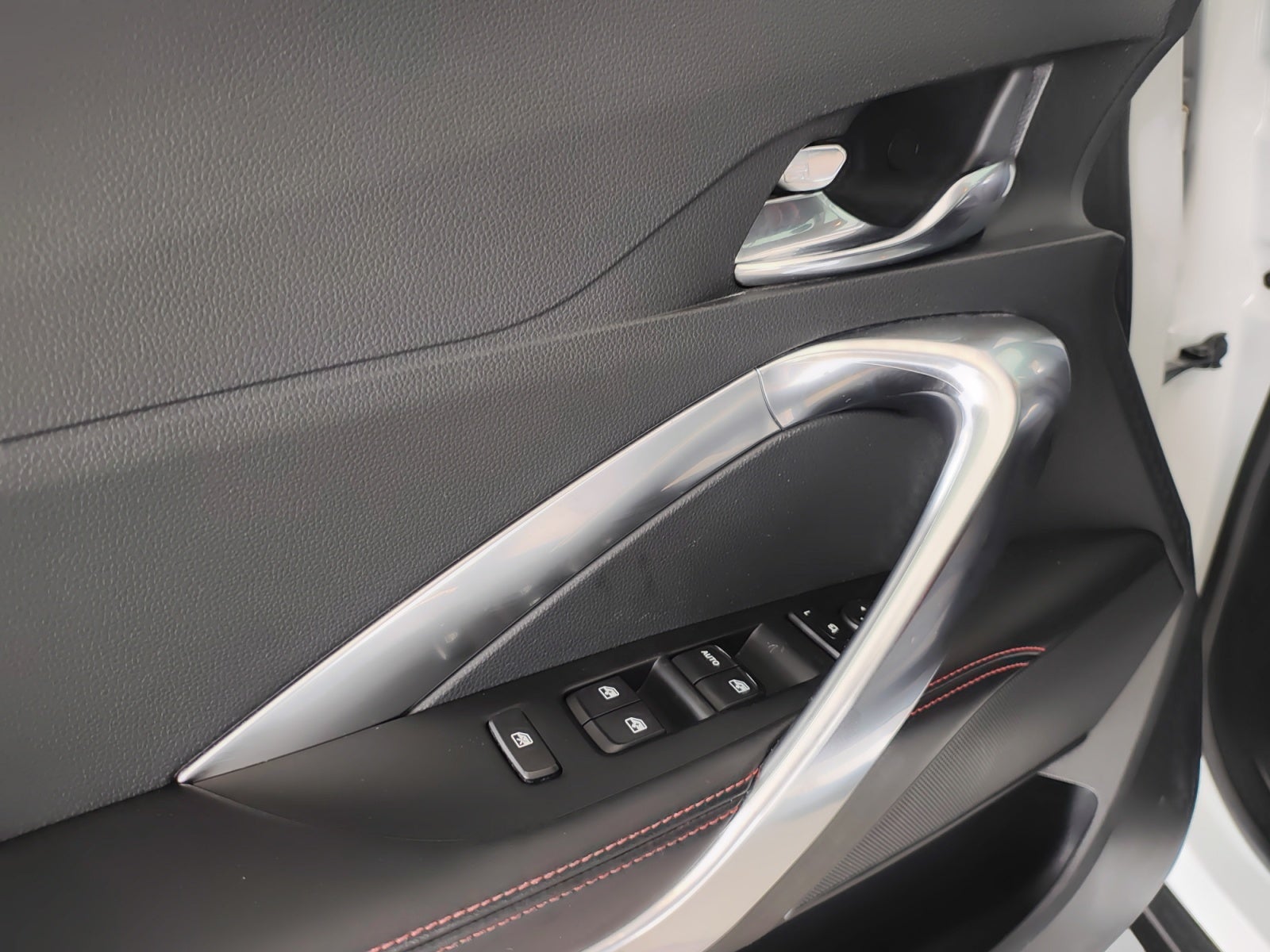 2023 Chevrolet GROOVE PREMIER AT