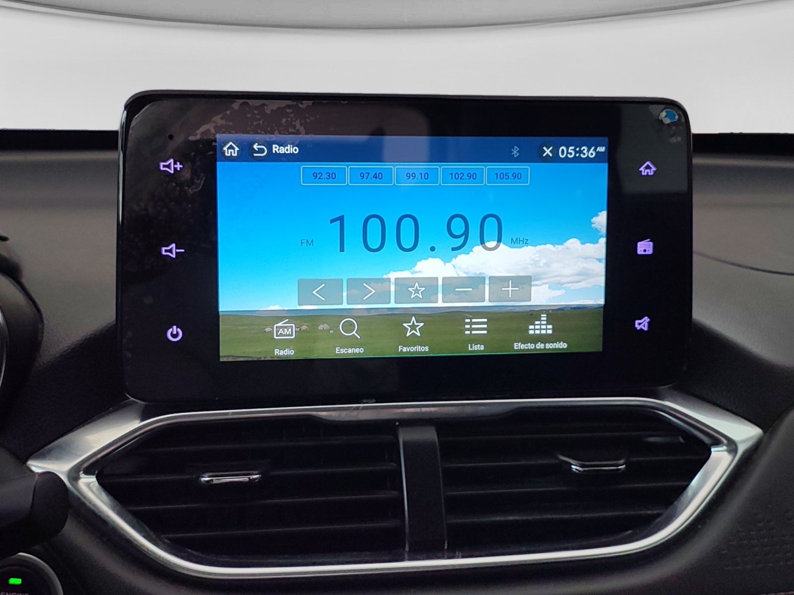 2023 Chevrolet GROOVE PREMIER AT
