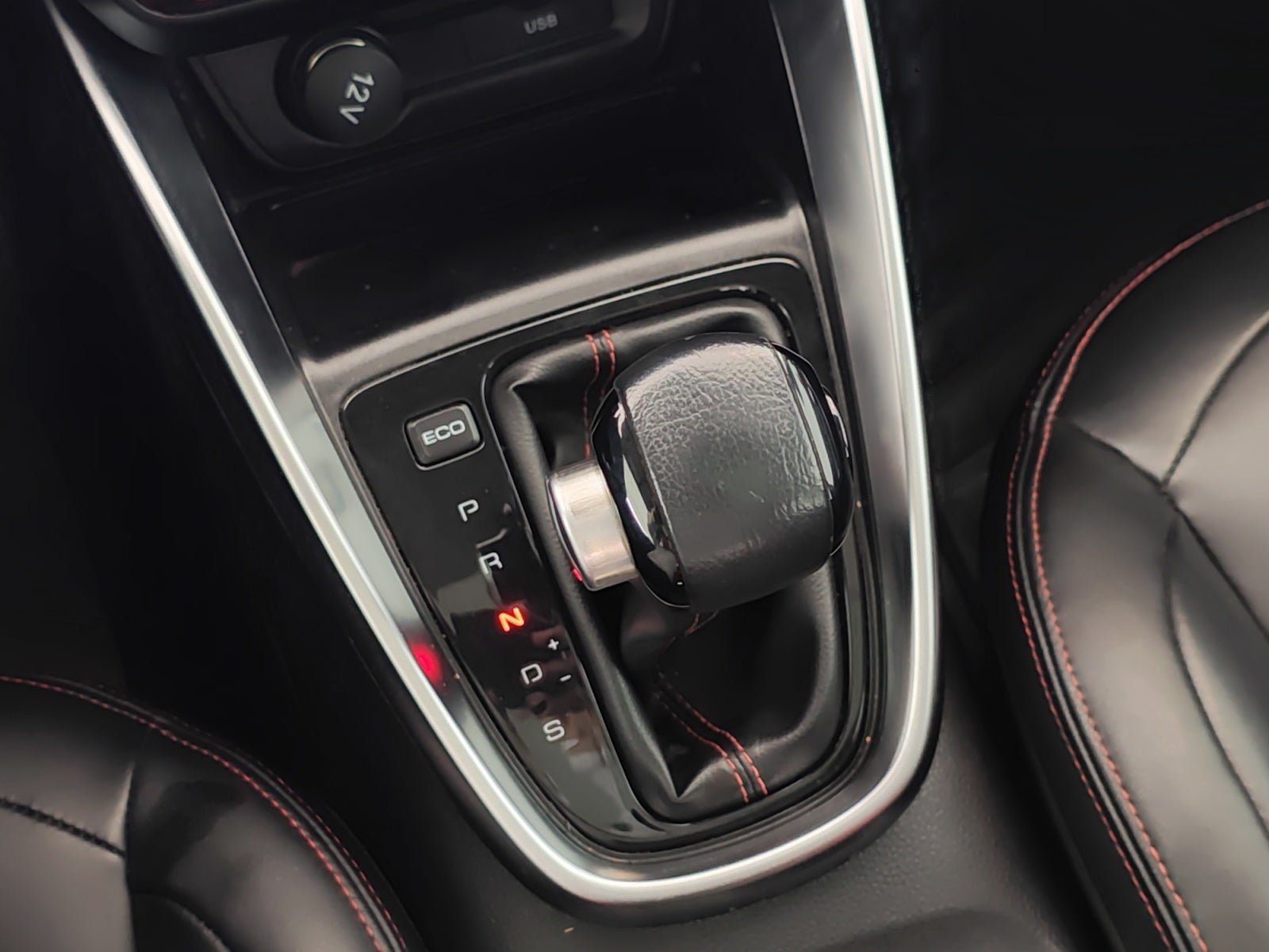 2023 Chevrolet GROOVE PREMIER AT