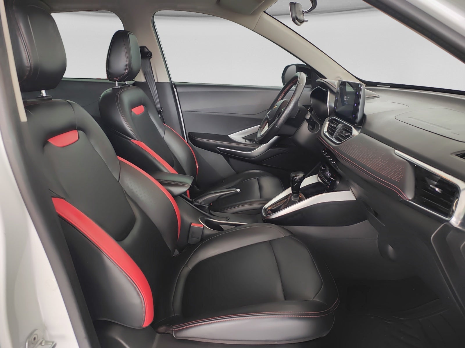 2023 Chevrolet GROOVE PREMIER AT